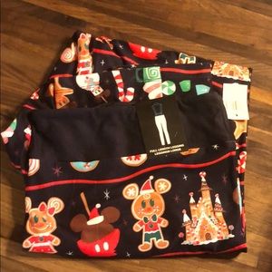 NWT Disney Snack Leggings XLarge